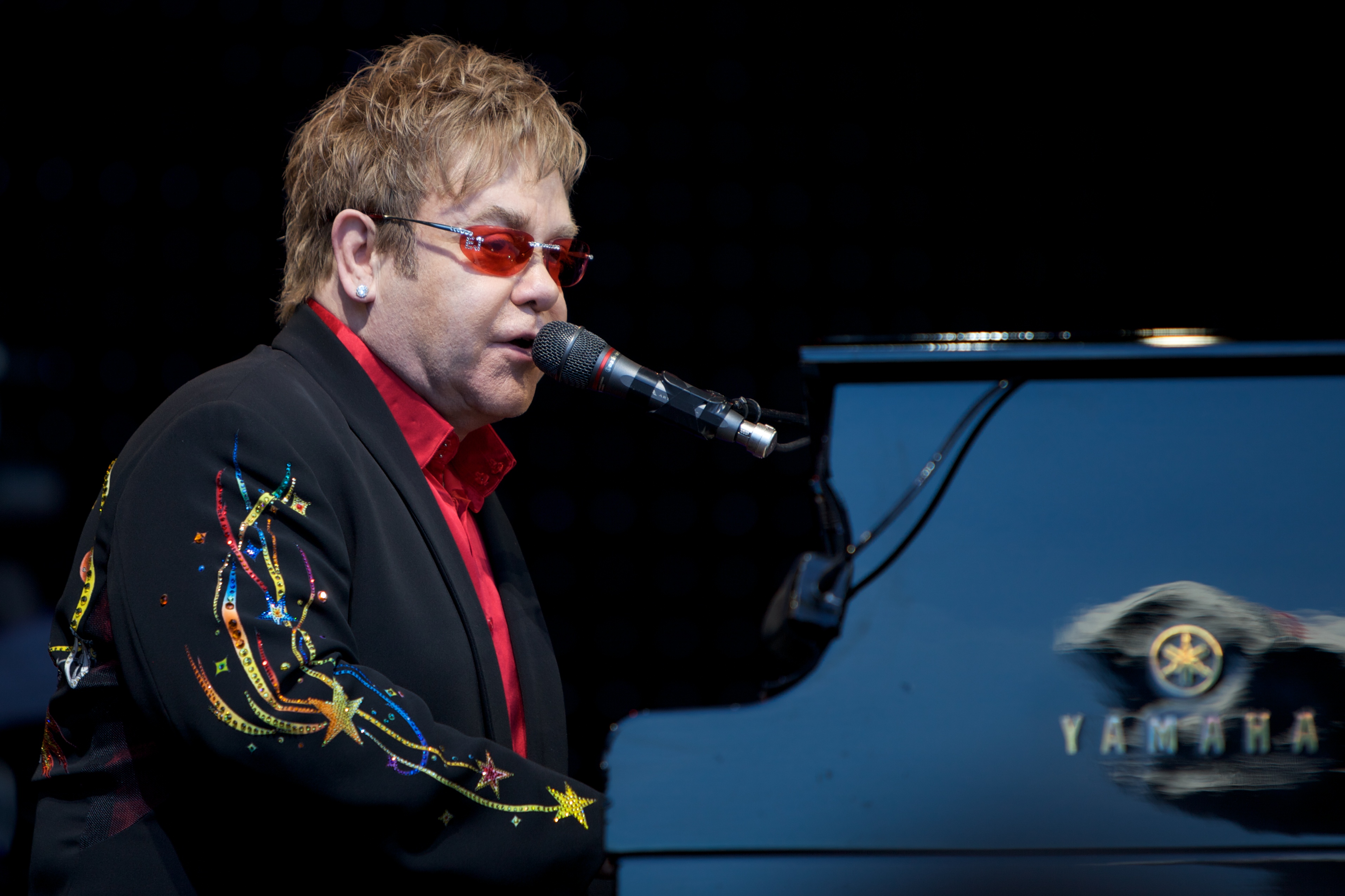Elton John - iTunes Festival 2013 - London - Roundhouse - Hack4Life