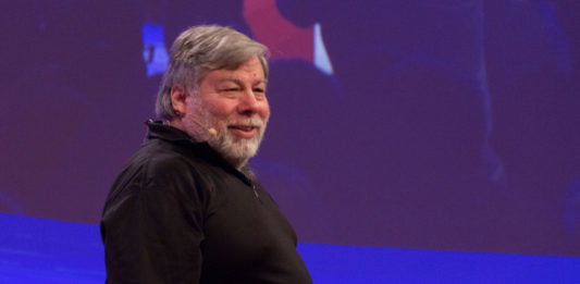 Steve Wozniak bei WeAreDevelopers in Wien über Bitcoins und Tesla