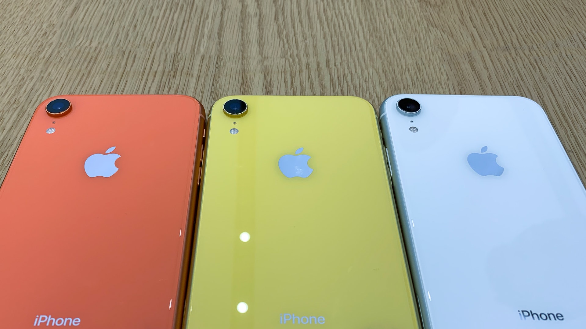 iPhone XR in Koralle, Gelb und Weiß, Hack4Life, Review, Fabian Geissler, online, Apple