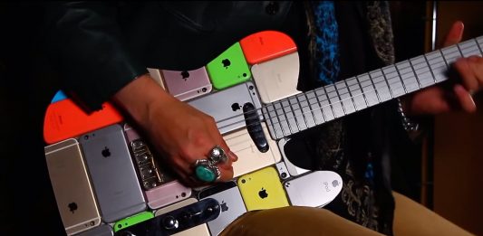 iPhone Gitarre aus 107 iPhones, Hack4Life, Fabian Geissler, Copper guitars, Anleitung, Video, Wie macht man eine Gitarre aus iPhones